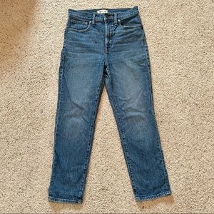 Madewell classic straight jeans in 27 dark indigo wash